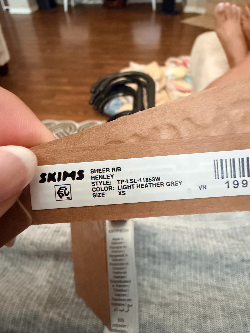 SKIMS SHEER RIB HENLEY STYLE: TP-LSL•11853W COLOR: LIGHT HEATHER GREY SIZE: XS - Picture 2 of 2